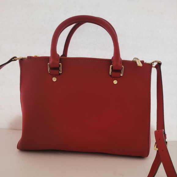 Michael Kors Sutton Medium Bag - Picture 10 of 12